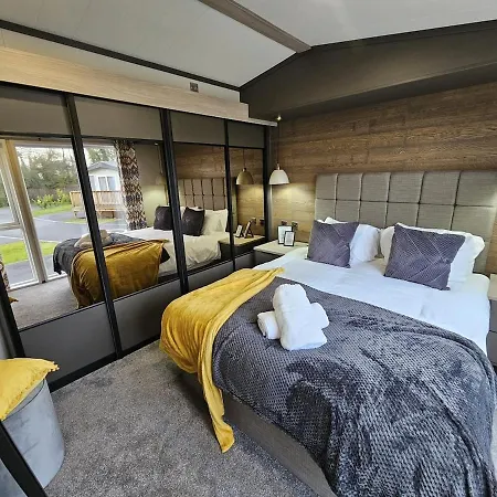 Bluebird - Brickyard Lakes *